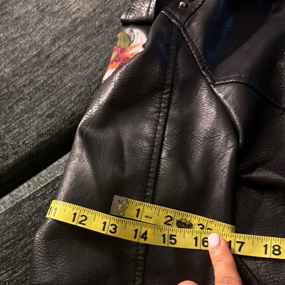 GUC Size M Bollrllr Black Embroidered Studded Leather Street Riding PU Jacket - Picture 11 of 16